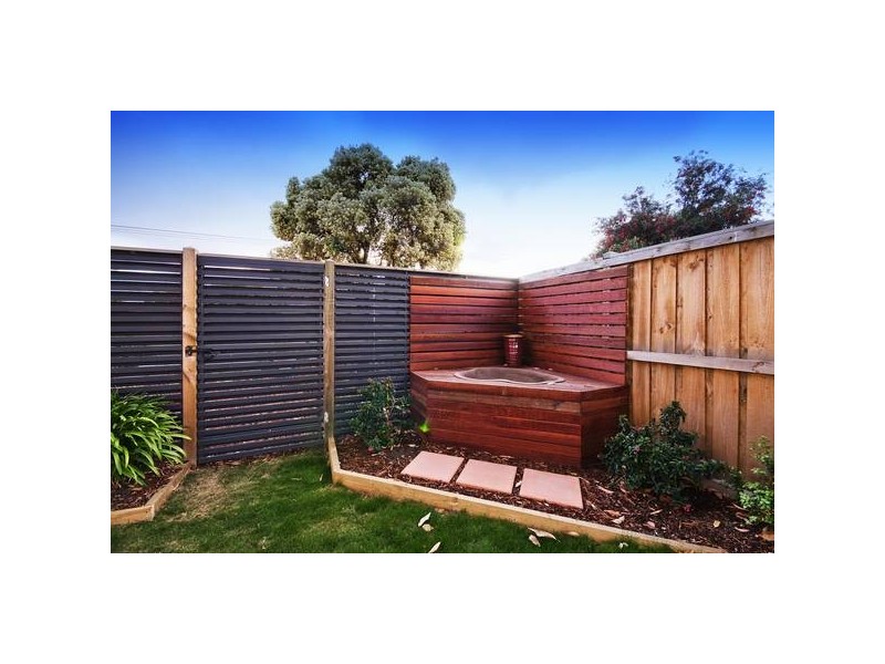 26 Marshall Street, Newtown VIC 3220