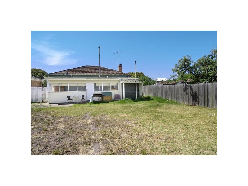 12 Richardson Street, East Geelong VIC 3219
