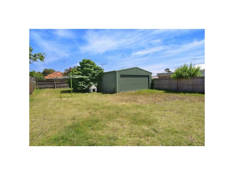 12 Richardson Street, East Geelong VIC 3219