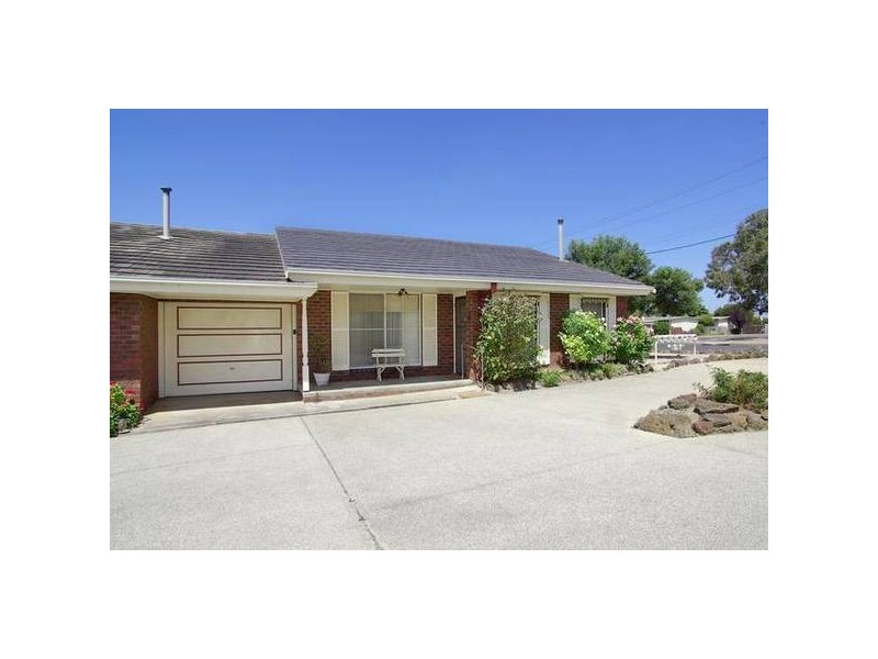 1/28 Bristol Road, Newtown VIC 3220
