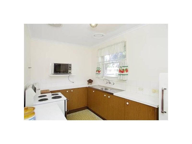 1/28 Bristol Road, Newtown VIC 3220