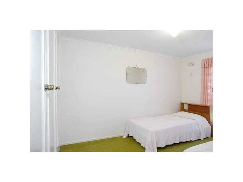 1/28 Bristol Road, Newtown VIC 3220