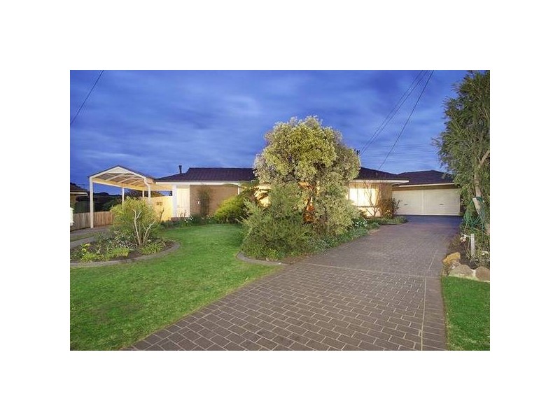 4 Fassifern Court, Hamlyn Heights VIC 3215