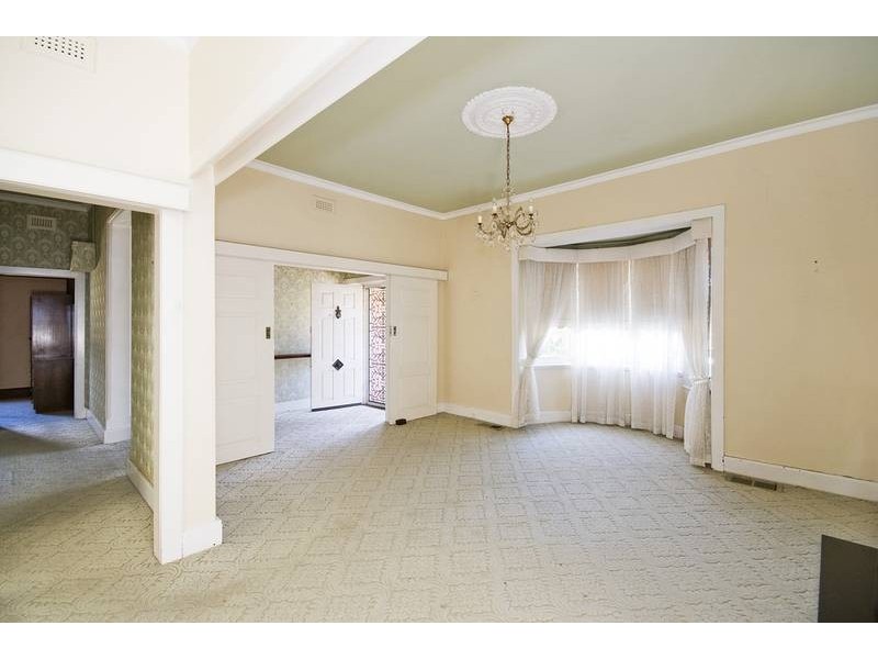 18 Huntingdon Street, Newtown VIC 3220