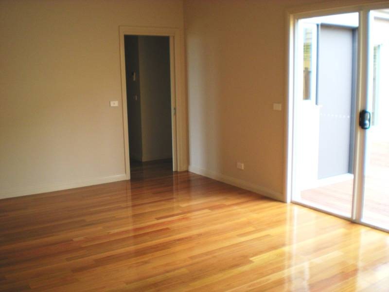 2/41 Percy Street, Newtown VIC 3220