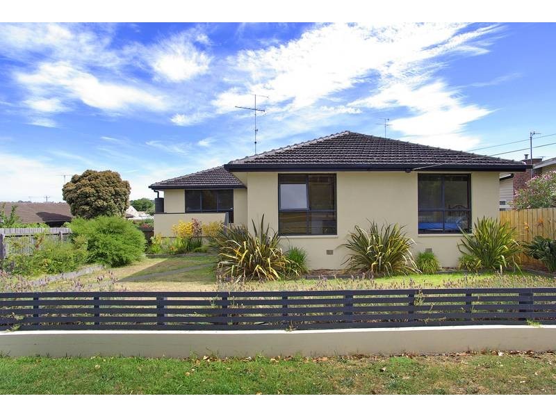 213 West Fyans Street, Newtown VIC 3220