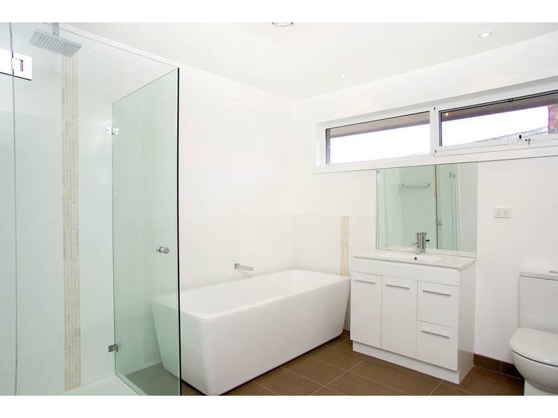 213 West Fyans Street, Newtown VIC 3220