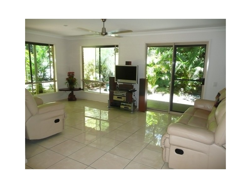 Cootharaba QLD 4565