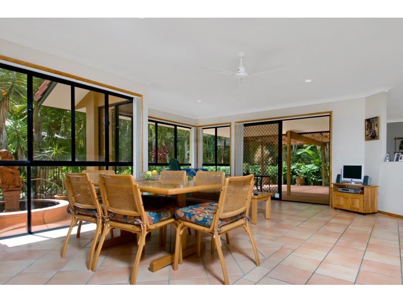 9 Club Court, Tewantin QLD 4565