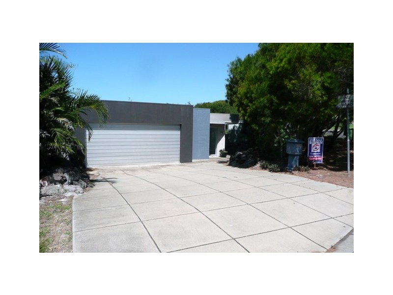 7 Rainbow Crescent, Sunrise Beach QLD 4567