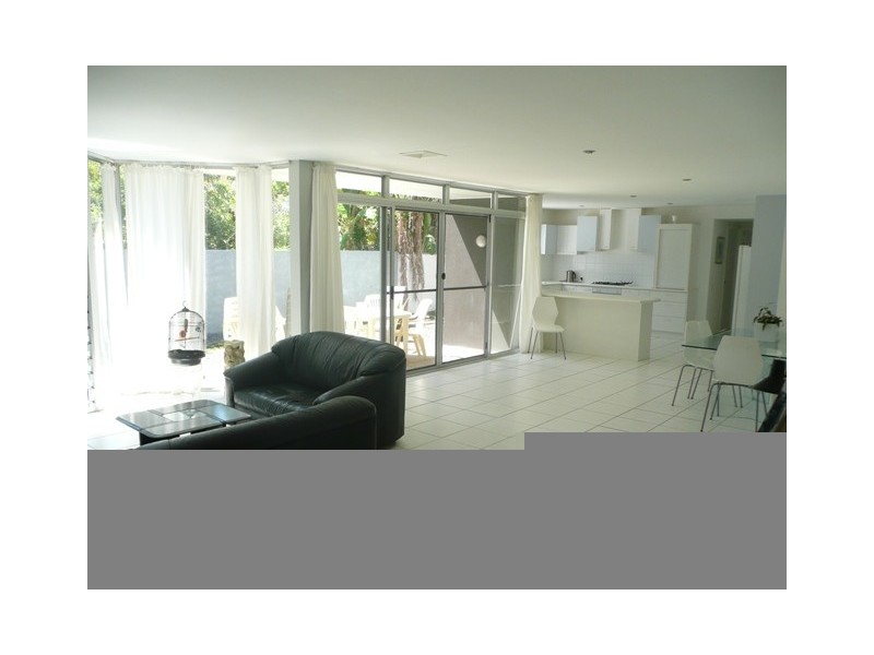 7 Rainbow Crescent, Sunrise Beach QLD 4567