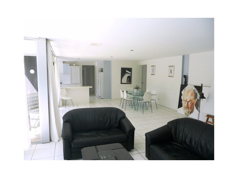 7 Rainbow Crescent, Sunrise Beach QLD 4567