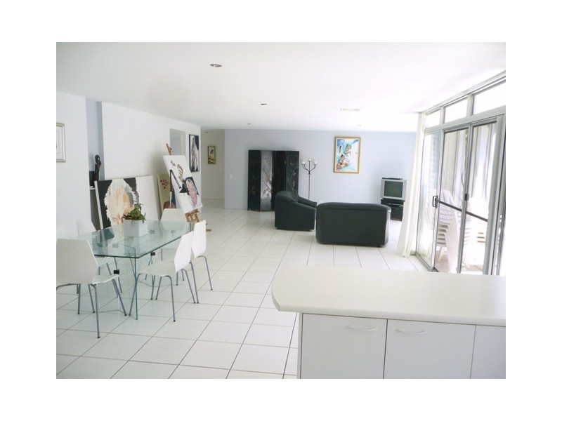 7 Rainbow Crescent, Sunrise Beach QLD 4567