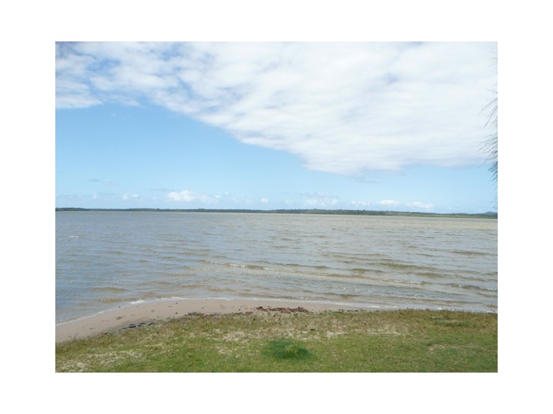 Cooroibah QLD 4565