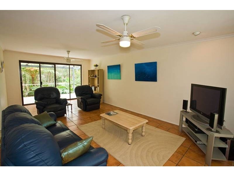 24 Palmer Cres, Tewantin QLD 4565