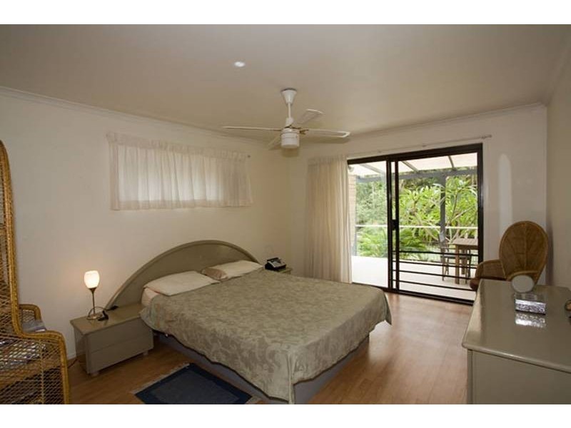 24 Palmer Cres, Tewantin QLD 4565