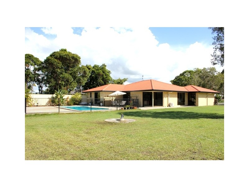 62 Edington Drive, Cooroibah QLD 4565