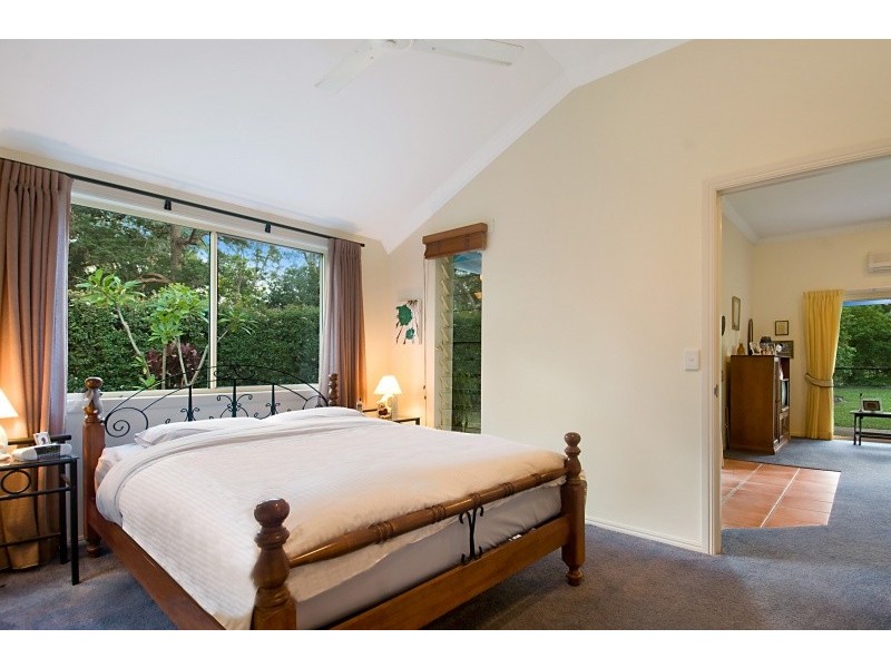 16 Greengate Rd, Cooroibah QLD 4565