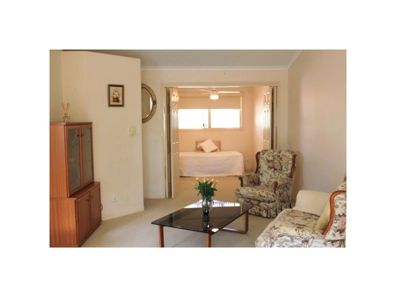 2/3 Sylvia St, Noosaville QLD 4566