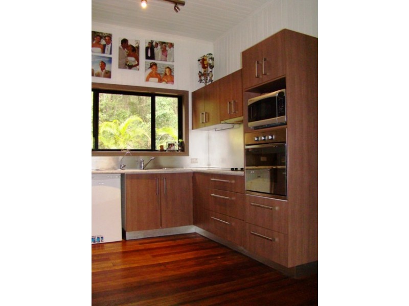 Cootharaba QLD 4565