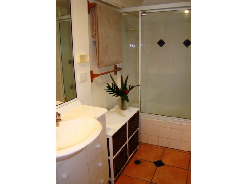 Cootharaba QLD 4565