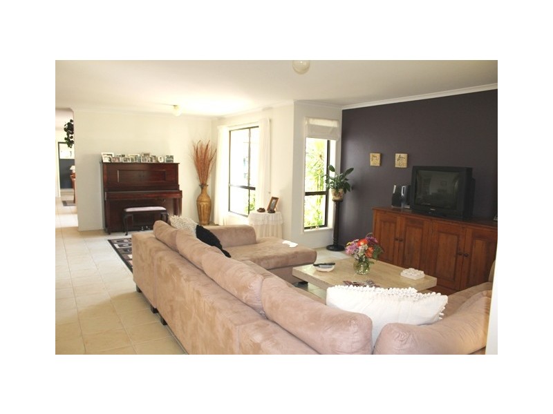 5 Outlook Drive, Tewantin QLD 4565