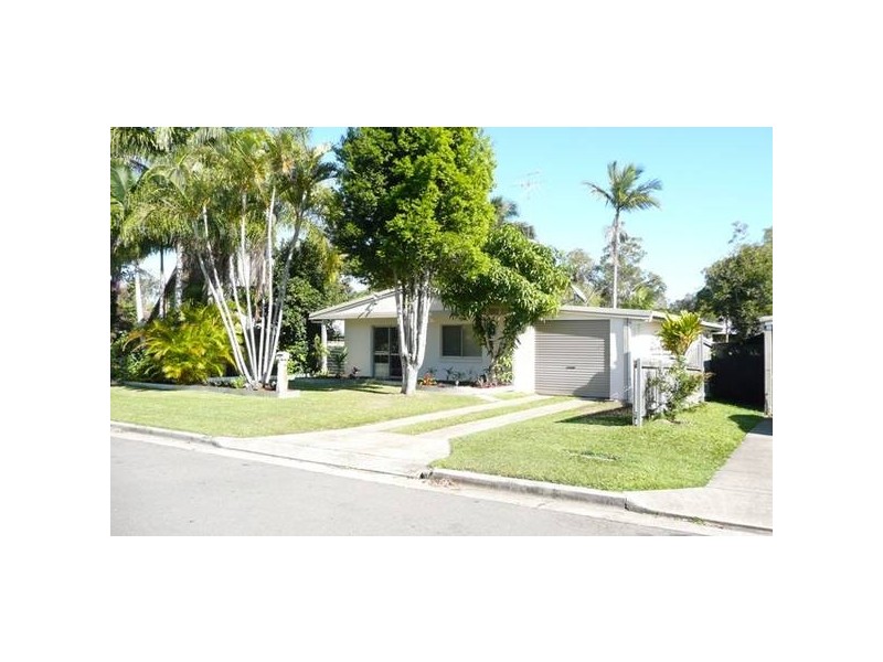 17 Pine Avenue, Tewantin QLD 4565