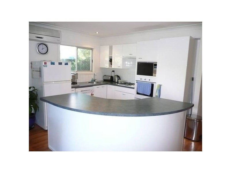 17 Pine Avenue, Tewantin QLD 4565