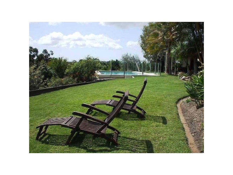- Youngs Drive, Doonan QLD 4562