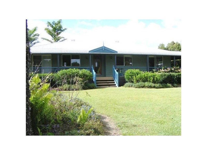 24 Mountain View Drive, Pomona QLD 4568