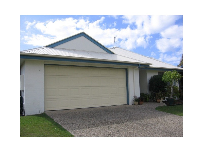 2 Tallgrass Avenue, Tewantin QLD 4565
