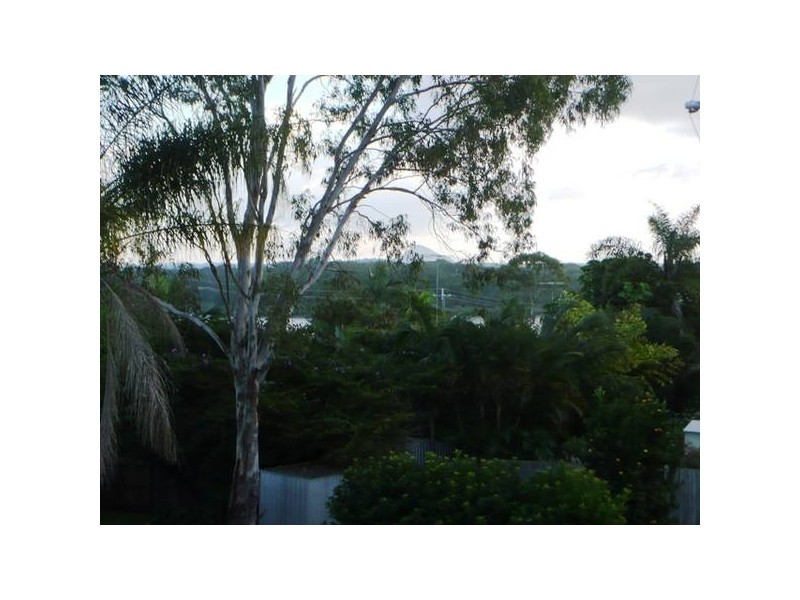 17 Lake View Drive, Tewantin QLD 4565