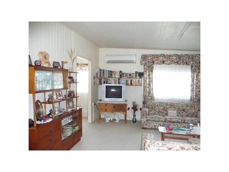 8 Tulip Lane, Cooroy QLD 4563