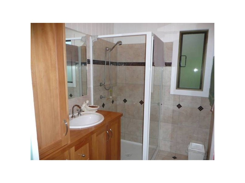 8 Tulip Lane, Cooroy QLD 4563