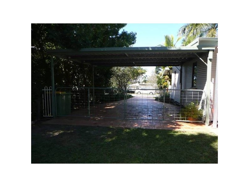 8 Tulip Lane, Cooroy QLD 4563