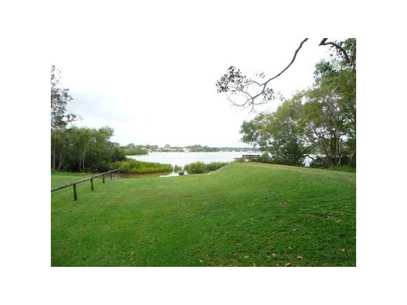 4 Hay Street, Tewantin QLD 4565