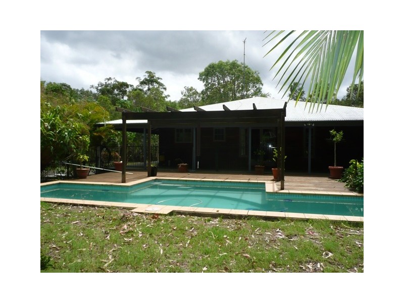 Cooroibah QLD 4565