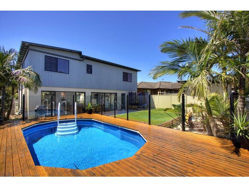 101 McLachlan Ave, Shelly Beach NSW 2261