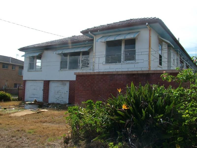 84 Lakeside Pde, The Entrance NSW 2261