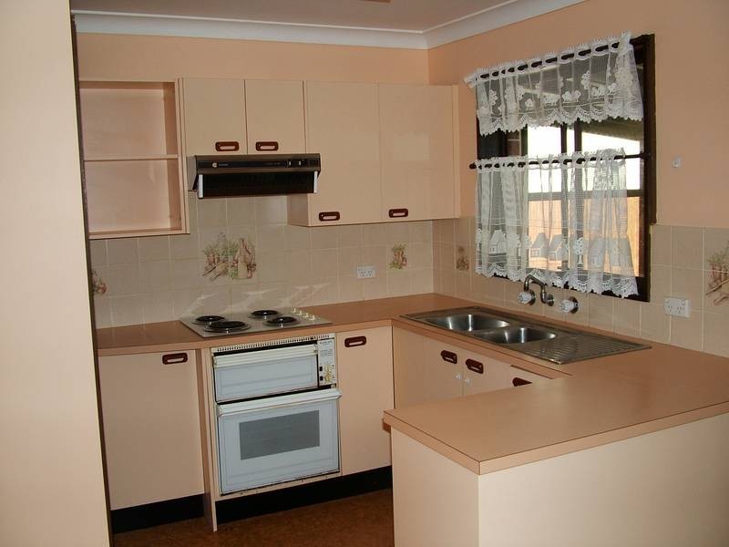 37 South Street, Killarney Vale NSW 2261