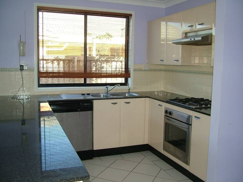 2/18 Terilbah Place, The Entrance North NSW 2261