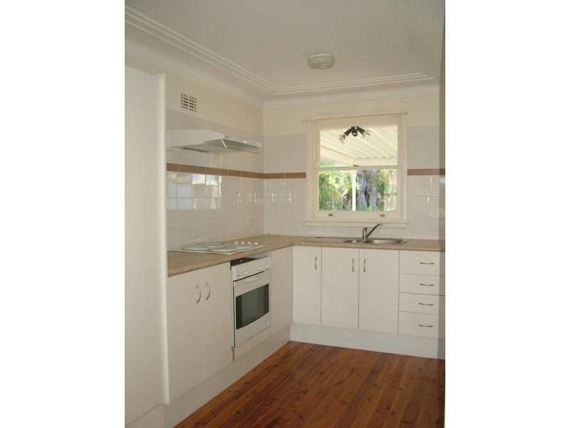 2 Lindsay Street, Long Jetty NSW 2261
