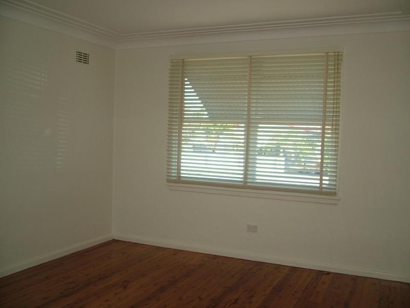 2 Lindsay Street, Long Jetty NSW 2261