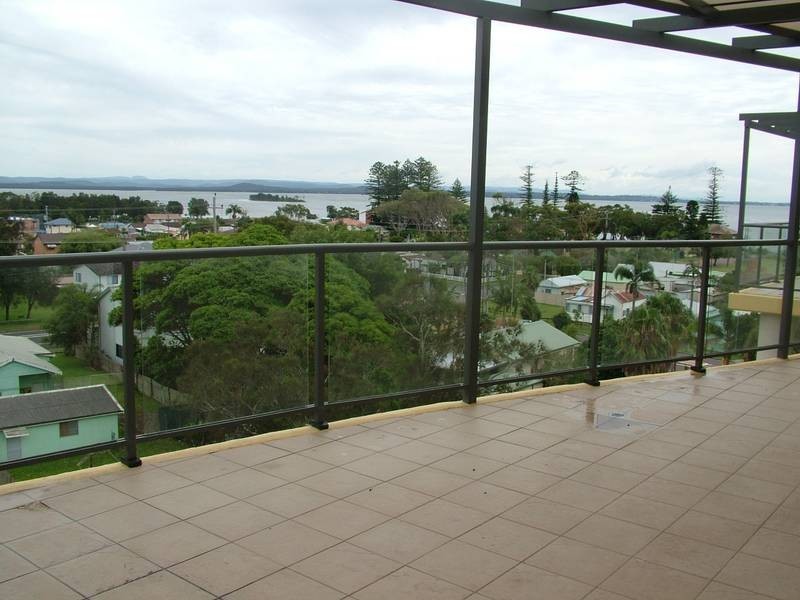 605/1-9 Torrens Ave, The Entrance NSW 2261