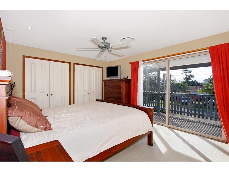 15 Thelma Street, Shelly Beach NSW 2261