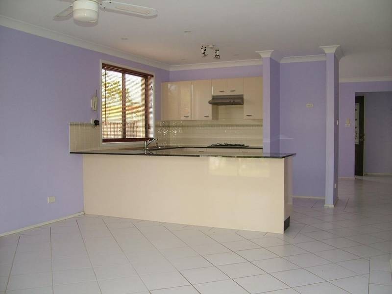 2/18 Terilbah Place, The Entrance North NSW 2261