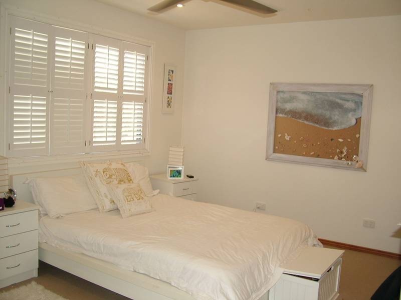 14 Blue Wave Crescent, Forresters Beach NSW 2260