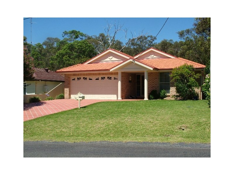 Summerland Point NSW 2259