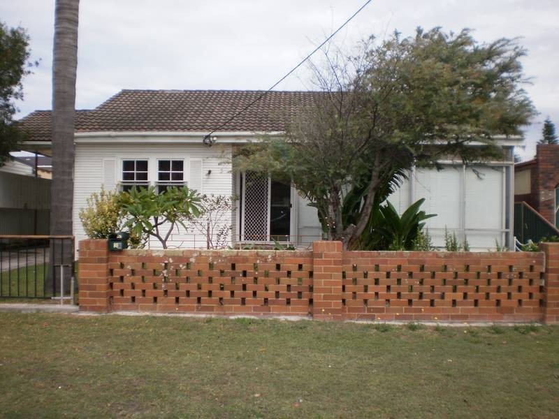 3 Manly Pde, The Entrance North NSW 2261