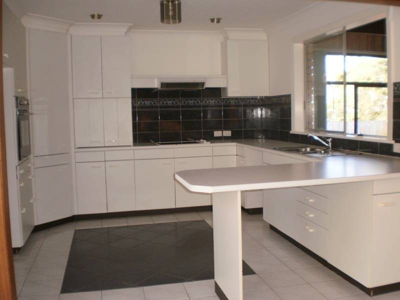 2a William Street, Wyong NSW 2259